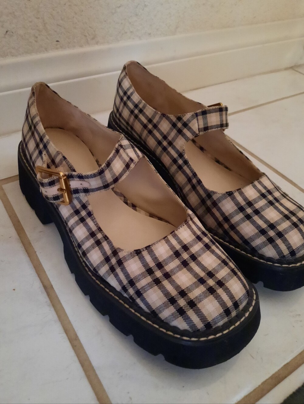 Plaid Mary Jane Platform Shoes - Black & Cream